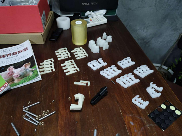 可换片式全可调颌架
